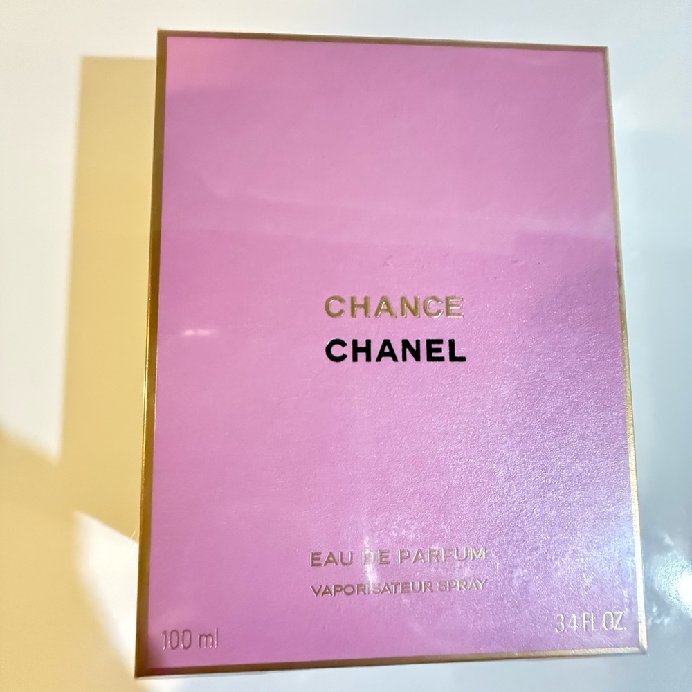 CHANEL Chance Eau de Parfum - Pink and Gold